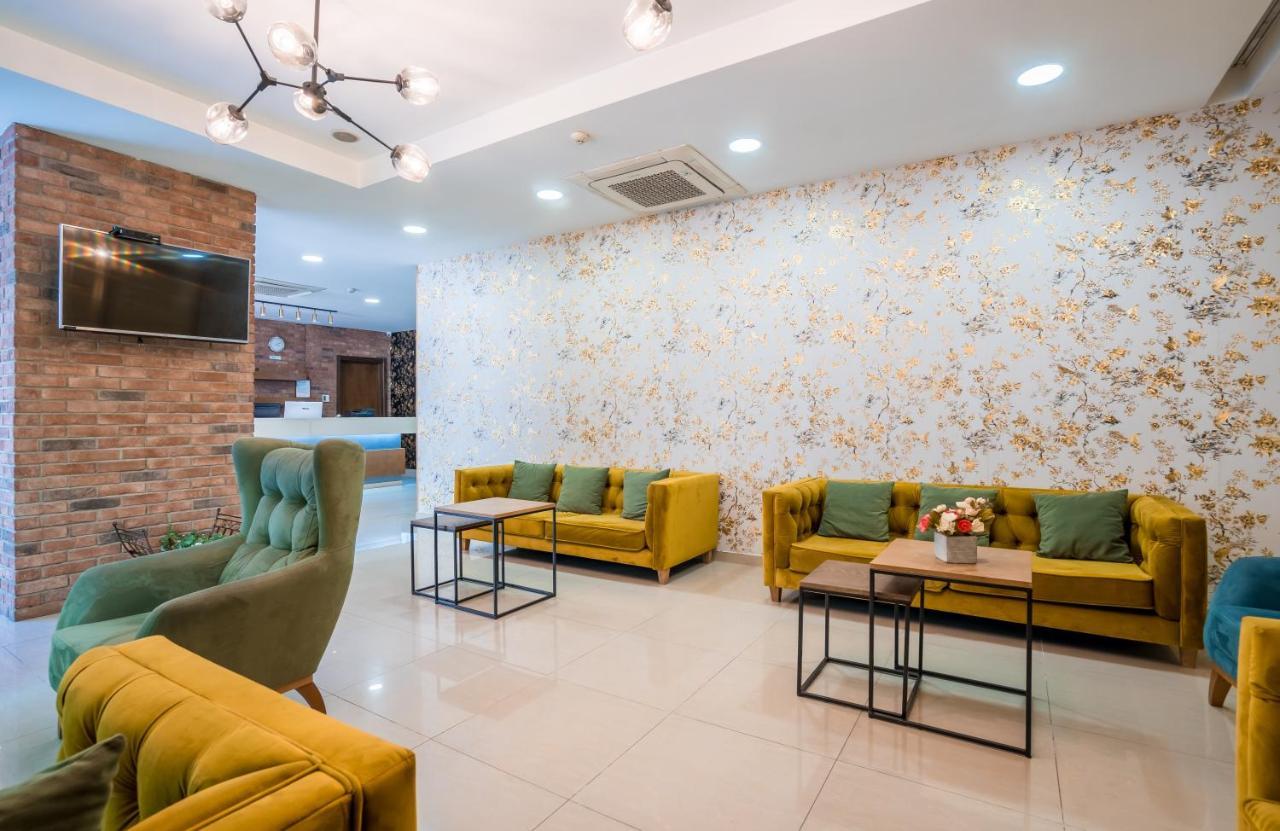 Capitol By Umbrella Hotel Tbilisi Exterior photo